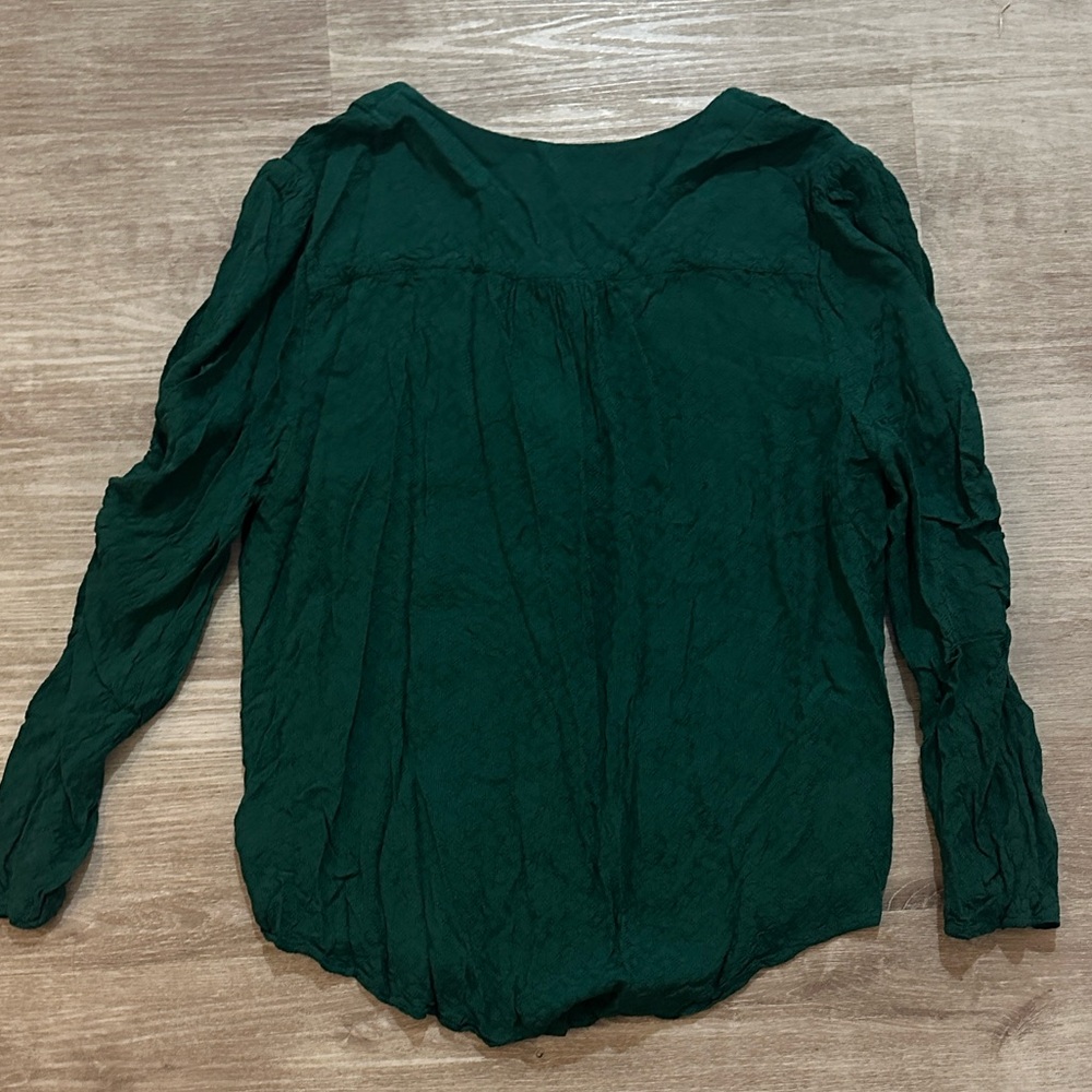 Maeve by Anthropologie Emerald Ruched Sleeve Button-Down Blouse - Picture 5 of 8
